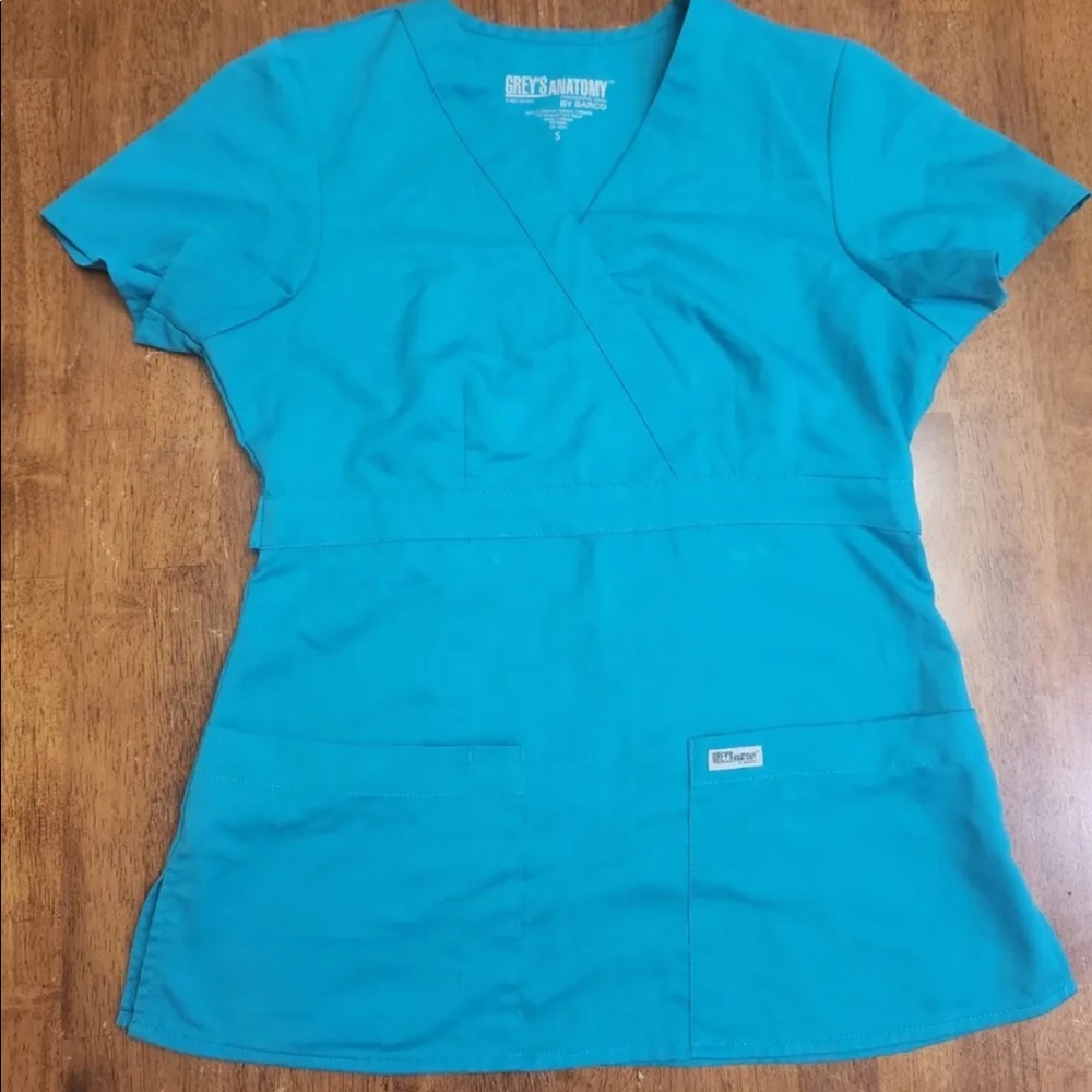 Greys anatomy scrub top
